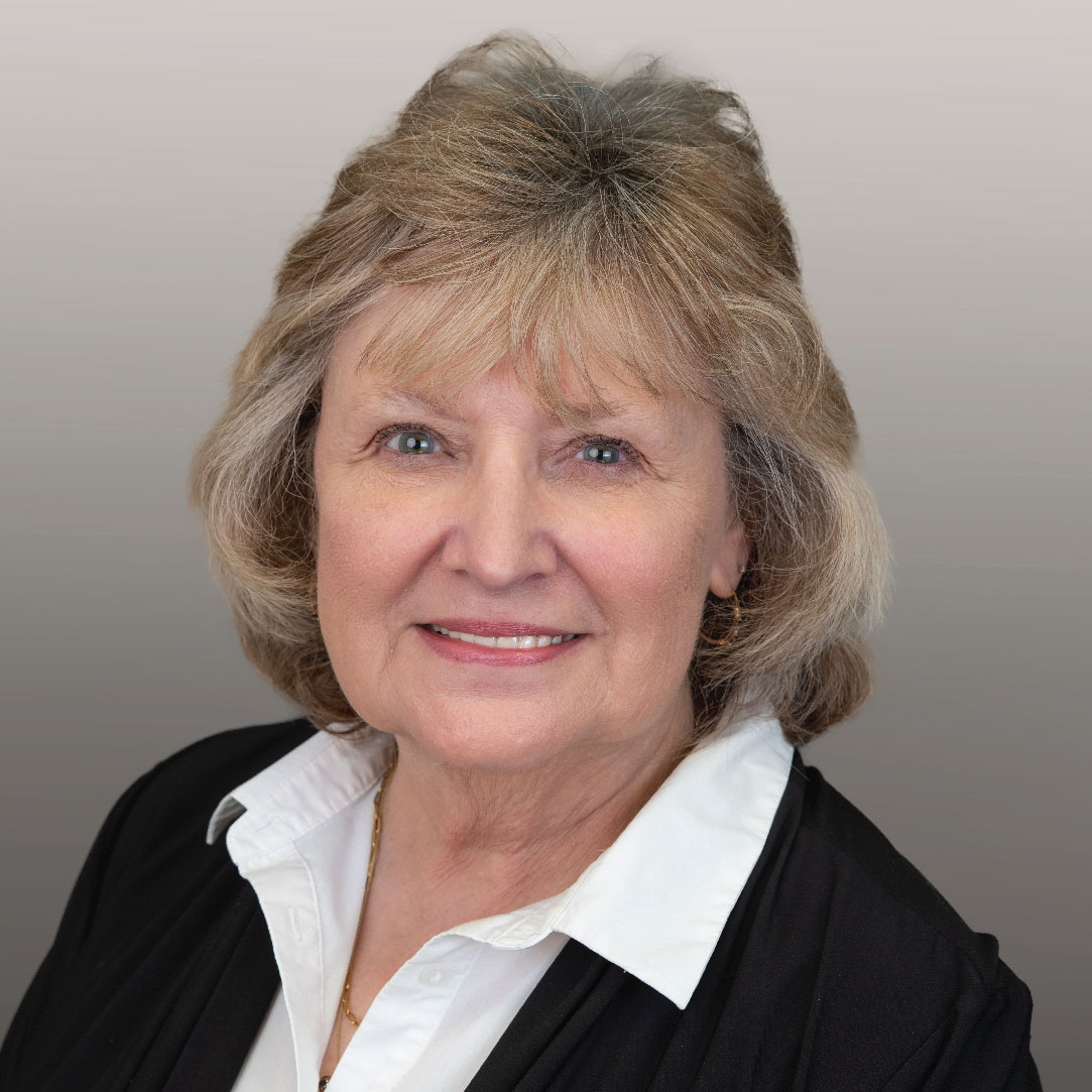 Linda Lynch headshot small